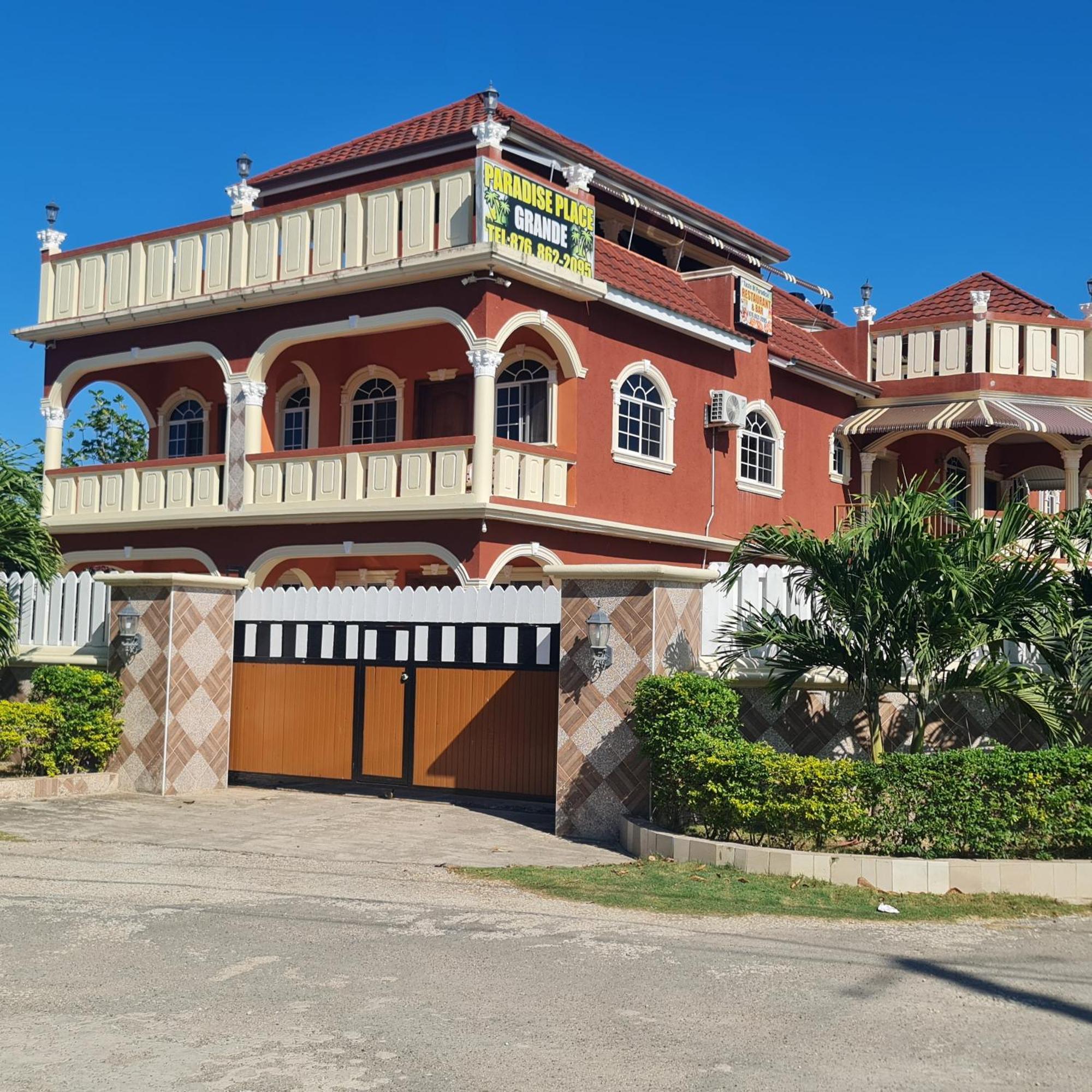 Paradise Place Grande Cave Hill Exterior foto